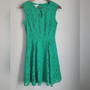 London Style Women Size 6 Eyelet Kelly Green Sleeveless Dress Keyhole Fit Flare